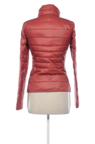 Дамско яке ONLY, Размер XS, Цвят Червен, Цена 56,34 €