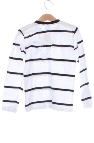 Παιδική μπλούζα Unbranded, Μέγεθος 6-7y/ 122-128 εκ., Χρώμα Πολύχρωμο, Τιμή 6,00 €