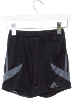 Dětské krátké kalhoty  Adidas, Velikost 6-7y/ 122-128 cm, Barva Vícebarevné, Cena  259,00 Kč