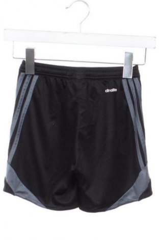 Dětské krátké kalhoty  Adidas, Velikost 6-7y/ 122-128 cm, Barva Vícebarevné, Cena  259,00 Kč
