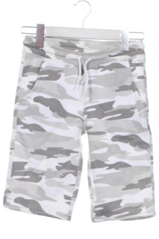Pantaloni scurți pentru copii C&A, Mărime 8-9y/ 134-140 cm, Culoare Multicolor, Preț 54,67 Lei