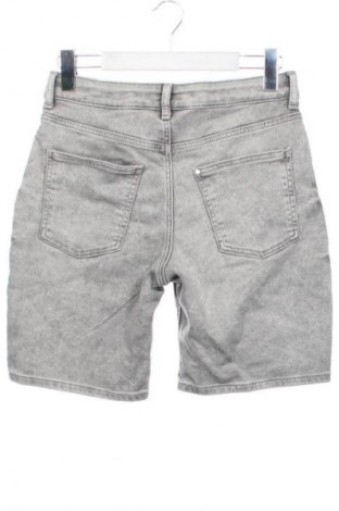 Dětské krátké kalhoty  H&M, Velikost 12-13y/ 158-164 cm, Barva Šedá, Cena  189,00 Kč