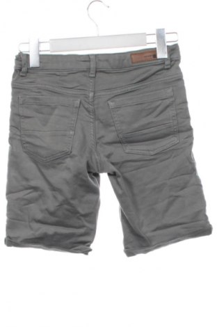 Gyerek rövidnadrág Hema, Méret 10-11y / 146-152 cm, Szín Zöld, Ár 2 049 Ft