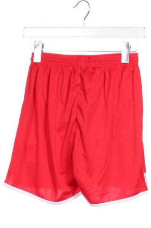 Детски къс панталон Umbro, Размер 11-12y/ 152-158 см, Цвят Червен, Цена 9,71 €