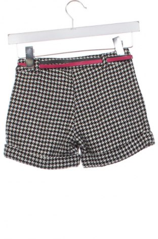 Pantaloni scurți pentru copii Unbranded, Mărime 6-7y/ 122-128 cm, Culoare Multicolor, Preț 62,56 Lei