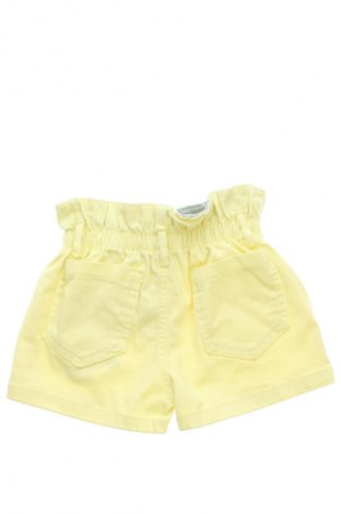 Pantaloni scurți pentru copii Unbranded, Mărime 18-24m/ 86-98 cm, Culoare Galben, Preț 36,49 Lei