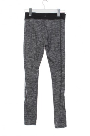 Детски клин H&M Sport, Размер 10-11y/ 146-152 см, Цвят Многоцветен, Цена 4,09 €