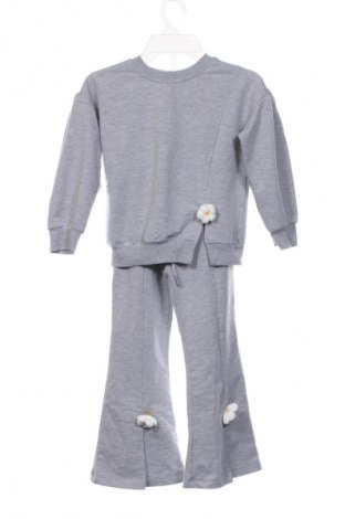 Kinder - Set Unbranded, Größe 5-6y/ 116-122 cm, Farbe Grau, Preis € 9,78