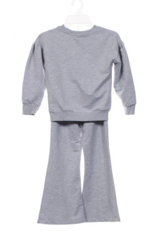 Kinder - Set Unbranded, Größe 5-6y/ 116-122 cm, Farbe Grau, Preis € 9,78