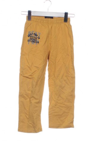 Παιδική κάτω φόρμα Peanuts, Μέγεθος 4-5y/ 110-116 εκ., Χρώμα Καφέ, Τιμή 13,00 €