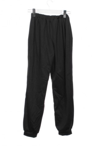 Pantaloni de trening, pentru copii SHEIN, Mărime 11-12y/ 152-158 cm, Culoare Negru, Preț 29,99 Lei