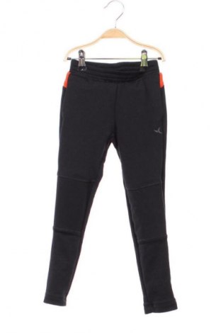 Pantaloni de trening, pentru copii Unbranded, Mărime 5-6y/ 116-122 cm, Culoare Negru, Preț 66,63 Lei