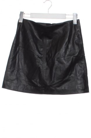 Bőrszoknya H&M, Méret M, Szín Fekete, Ár 4 289 Ft