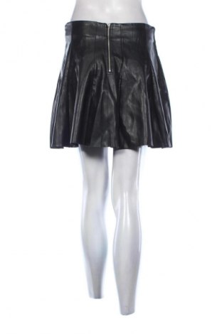 Kožená sukně  Tally Weijl, Velikost M, Barva Černá, Cena  275,00 Kč