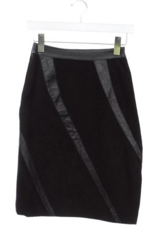 Кожена пола Unbranded, Размер XS, Цвят Черен, Цена 30,00 €