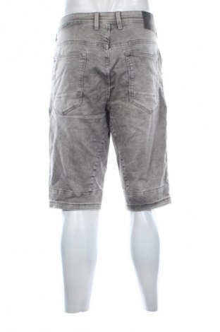 Мъжки къс панталон C&A, Размер XL, Цвят Сив, Цена 11,75 €
