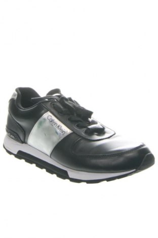 Férfi cipők
 Calvin Klein Jeans, Méret 43, Szín Fekete, Ár 32 102 Ft