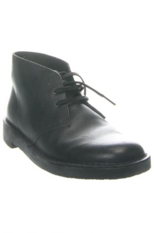 Férfi cipők
 Clarks, Méret 40, Szín Fekete, Ár 37 413 Ft