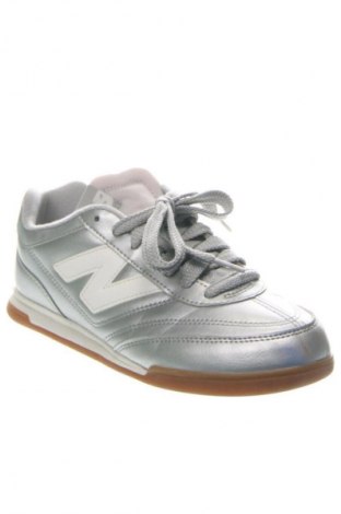 Férfi cipők
 New Balance, Méret 42, Szín Szürke, Ár 42 975 Ft