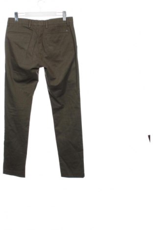 Herrenhose NN07, Größe M, Farbe Grün, Preis 12,99 €