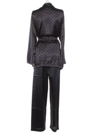 Пижама Unbranded, Размер XL, Цвят Многоцветен, Цена 20,96 €