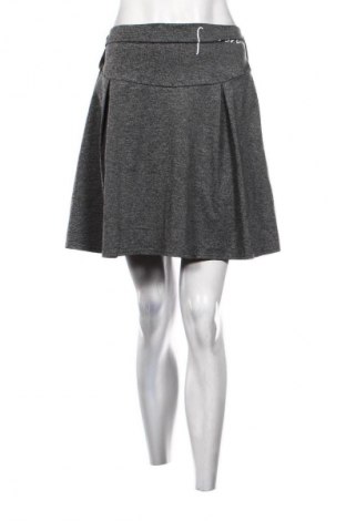 Nadrágszoknya Sheilay, Méret M, Szín Szürke, Ár 2 919 Ft