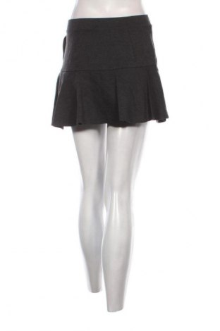 Hosenrock Stradivarius, Größe M, Farbe Grau, Preis € 7,99