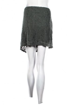 Пола About You, Размер XL, Цвят Зелен, Цена 10,00 €