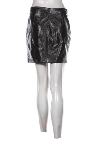 Spódnica Amisu, Rozmiar M, Kolor Czarny, Cena 52,42 zł