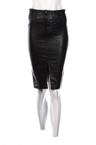 Rock Bershka, Größe S, Farbe Schwarz, Preis € 10,99