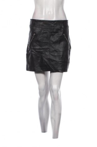 Szoknya Bershka, Méret L, Szín Fekete, Ár 1 889 Ft