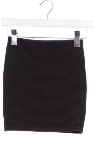 Spódnica Bershka, Rozmiar XXS, Kolor Czarny, Cena 52,42 zł
