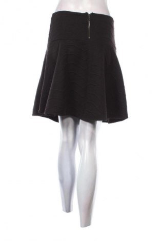 Spódnica Guess, Rozmiar M, Kolor Czarny, Cena 169,60 zł