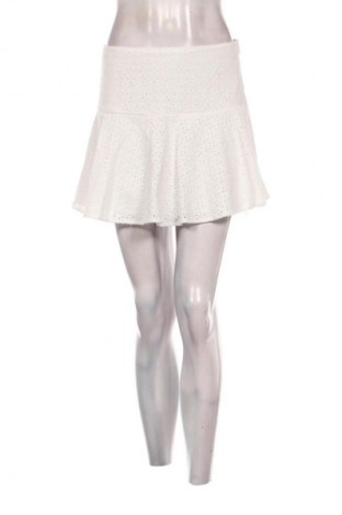 Пола H&M, Размер M, Цвят Бял, Цена 10,00 €