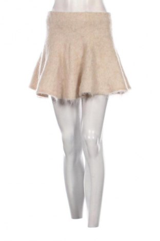 Пола H&M, Размер M, Цвят Бежов, Цена 6,64 €