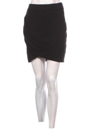 Sukně H&M Divided, Velikost L, Barva Černá, Cena  109,00 Kč