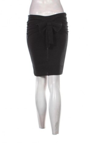 Пола Intimissimi, Размер S, Цвят Черен, Цена 5,62 €