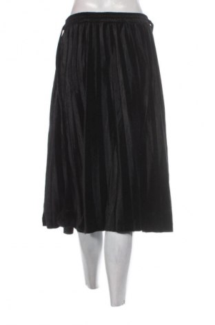 Sukňa NEW COLLECTION, Veľkosť M, Farba Čierna, Cena  15,95 €