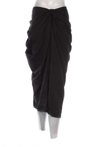 Пола Pretty Little Thing, Размер L, Цвят Черен, Цена 18,46 €