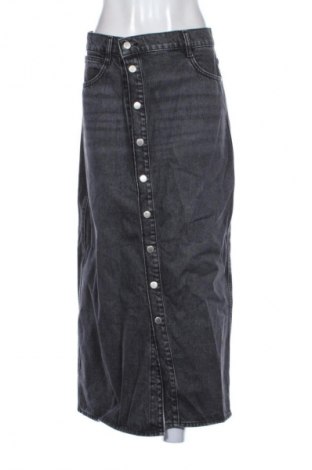 Пола Pull&Bear, Размер L, Цвят Черен, Цена 6,64 €