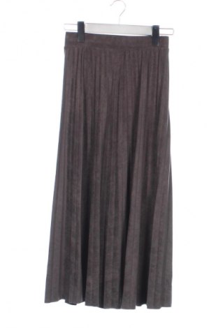 Sukně Reserved, Velikost XXS, Barva Šedá, Cena  332,00 Kč