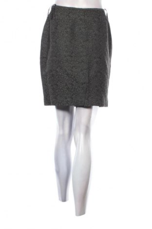 Spódnica She, Rozmiar S, Kolor Kolorowy, Cena 52,42 zł