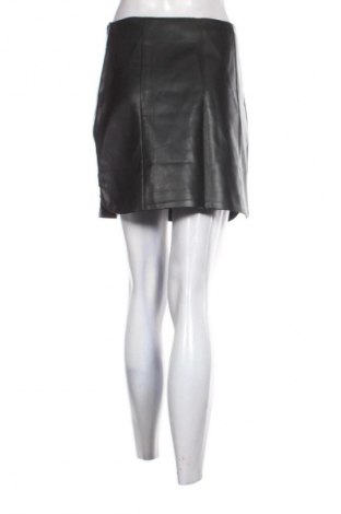 Sukně Sinsay, Velikost M, Barva Černá, Cena  283,00 Kč