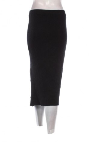 Sukňa Stradivarius, Veľkosť L, Farba Čierna, Cena  18,00 €