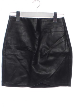 Sukně Stradivarius, Velikost XS, Barva Černá, Cena  283,00 Kč