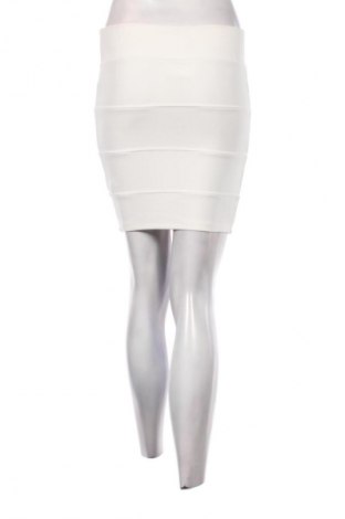 Пола Tally Weijl, Размер S, Цвят Бял, Цена 4,09 €