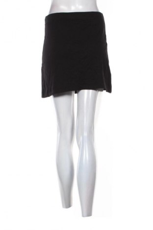 Пола Trendyol, Размер M, Цвят Черен, Цена 5,62 €