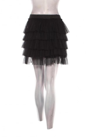 Пола Unbranded, Размер M, Цвят Черен, Цена 5,11 €