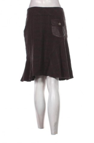 Пола Unbranded, Размер XL, Цвят Кафяв, Цена 10,00 €