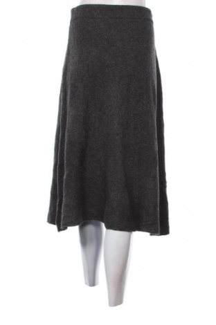 Пола Zara, Размер M, Цвят Сив, Цена 10,22 €